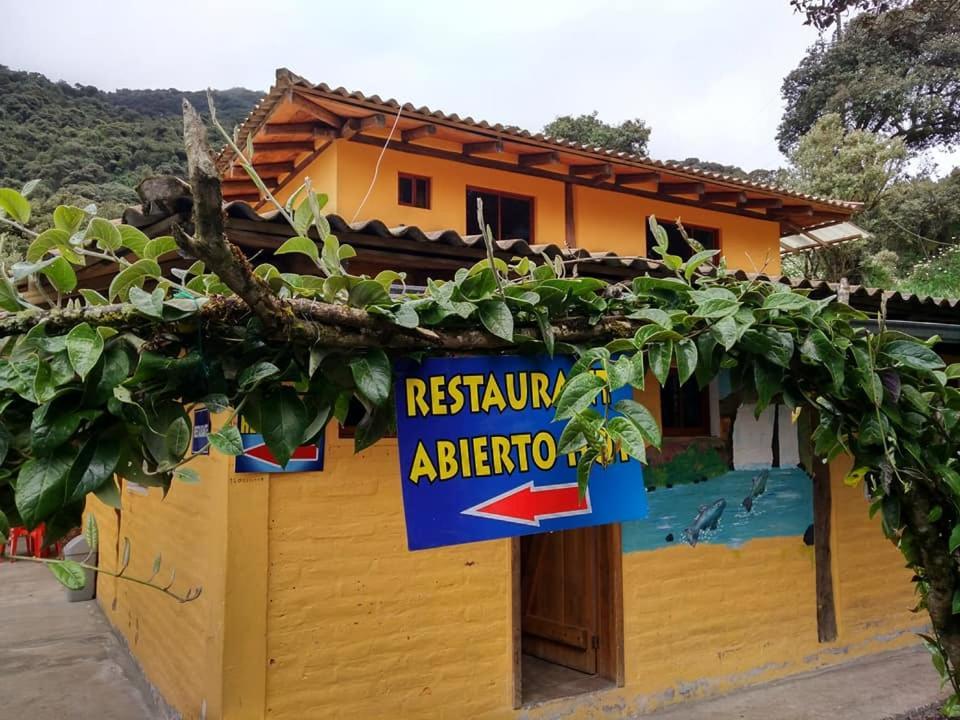 帕帕亚克塔Termas El Pantanal别墅 外观 照片